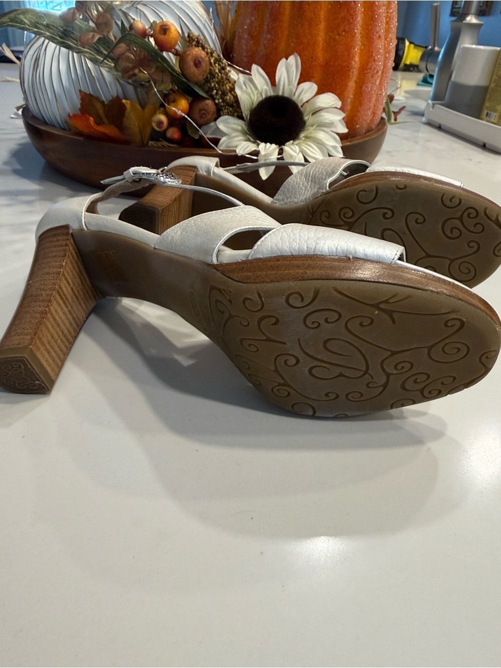 Brighton Dressy Jeweled Strappy Heels size 8 - Picture 2 of 10